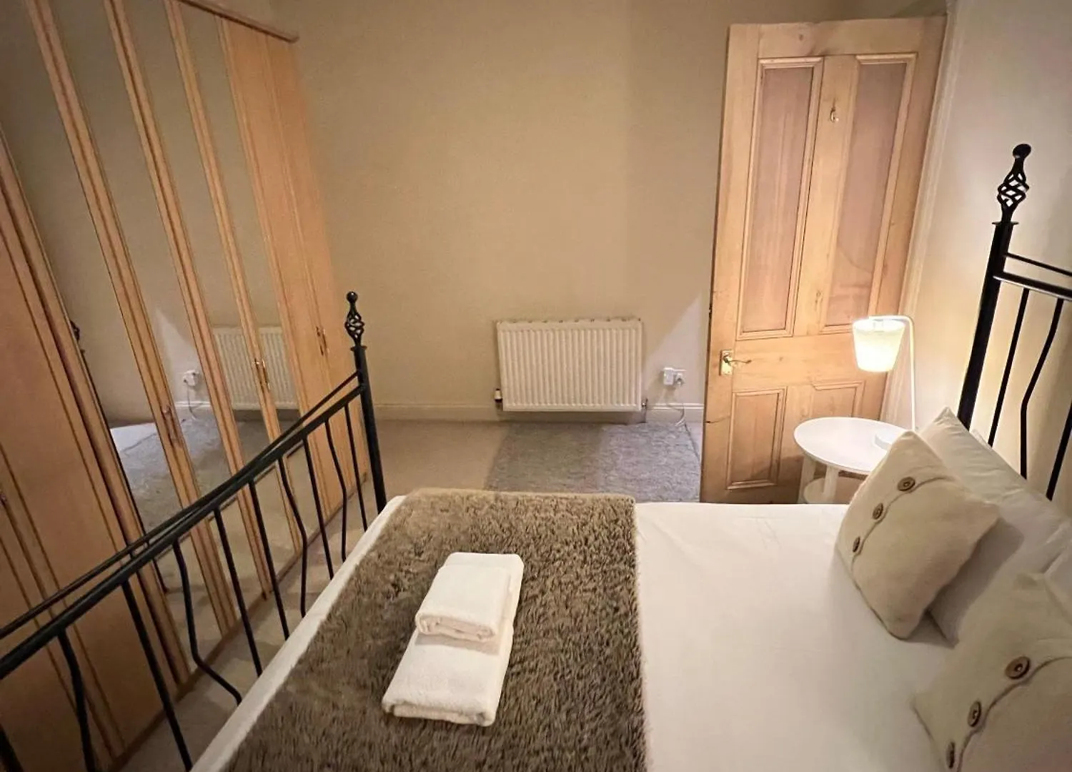 Cosy And Modern Apartment In Central Εδιμβούργο