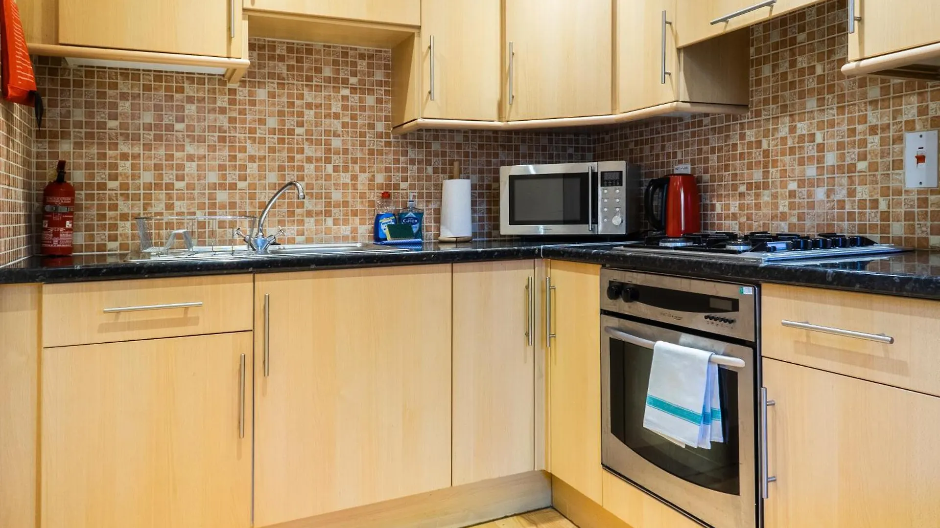 Cosy And Modern Apartment In Central Εδιμβούργο